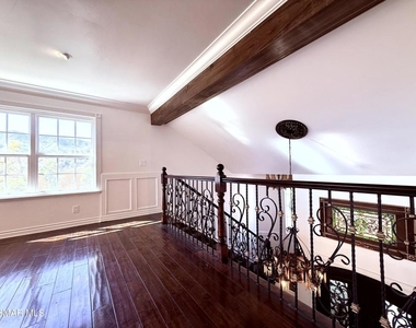 29608 Lazy Oak Place - Photo Thumbnail 10