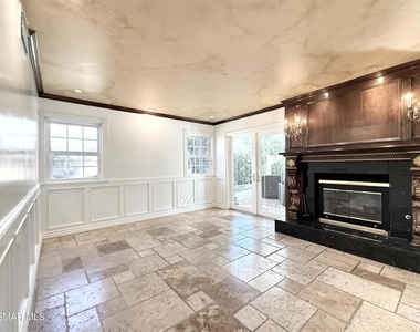 29608 Lazy Oak Place - Photo Thumbnail 6