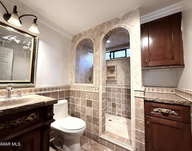 29608 Lazy Oak Place - Photo Thumbnail 9