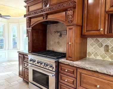 29608 Lazy Oak Place - Photo Thumbnail 3