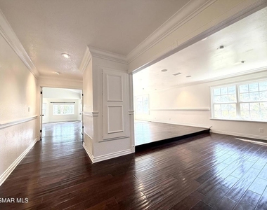 29608 Lazy Oak Place - Photo Thumbnail 19