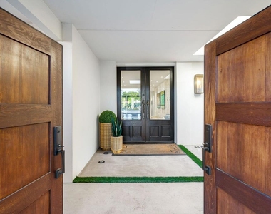 6 Exeter Court - Photo Thumbnail 6