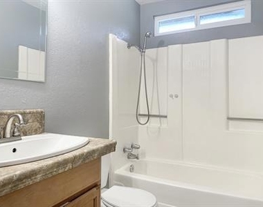 53665 Avenue Vallejo - Photo Thumbnail 11