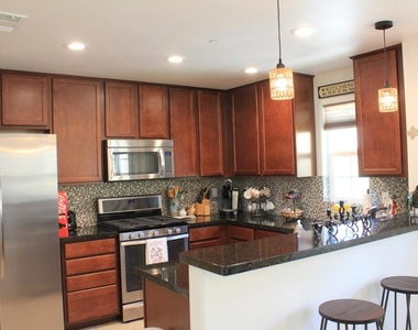 52082 Rosewood Lane - Photo Thumbnail 4