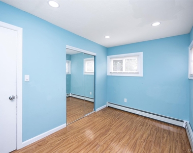 201 Sprucewood Drive - Photo Thumbnail 16