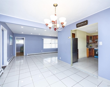 201 Sprucewood Drive - Photo Thumbnail 4