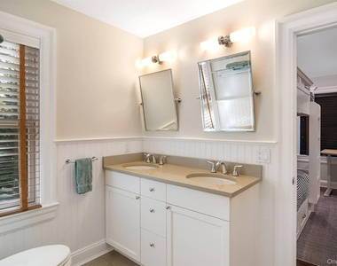 37 Arbutus Road - Photo Thumbnail 21