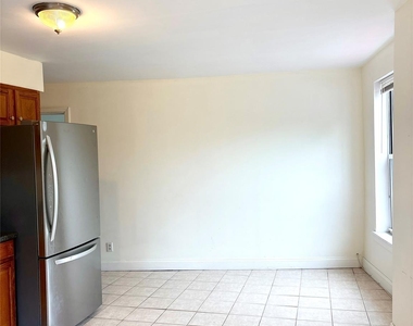 2 Morris Avenue - Photo Thumbnail 3