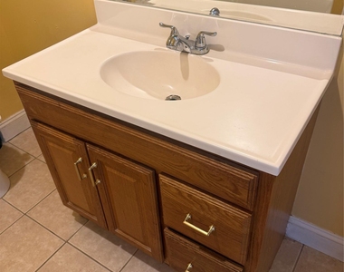 2 Morris Avenue - Photo Thumbnail 24