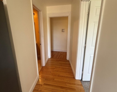 2 Morris Avenue - Photo Thumbnail 23
