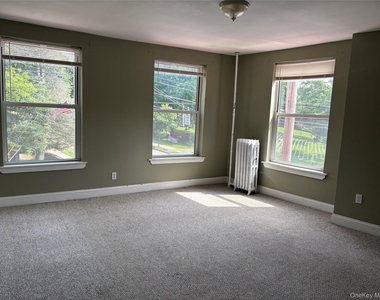 2 Morris Avenue - Photo Thumbnail 18