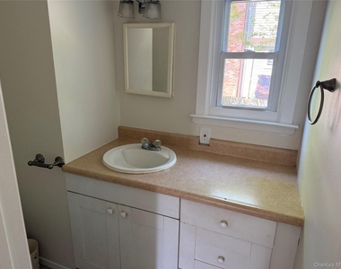 85-87 Washington Street - Photo Thumbnail 5