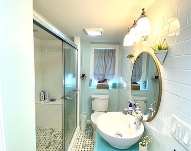 102 Troy Avenue - Photo Thumbnail 5