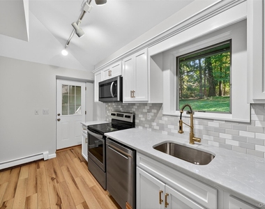 91 Sleepy Valley Road - Photo Thumbnail 11
