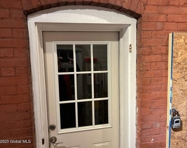 26 Penrose Avenue - Photo Thumbnail 33