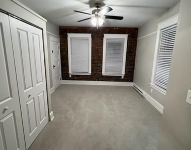 26 Penrose Avenue - Photo Thumbnail 26
