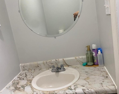 100 E Riverbend Drive - Photo Thumbnail 23