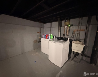 100 E Riverbend Drive - Photo Thumbnail 10