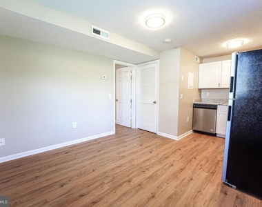 3103 Shawnee Drive - Photo Thumbnail 7