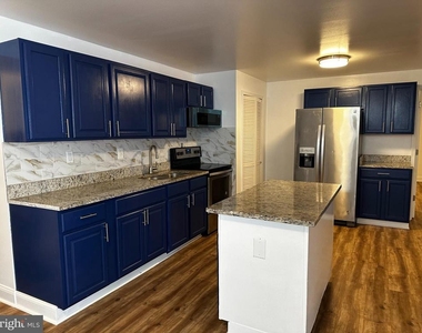 6723 Averett Court - Photo Thumbnail 8