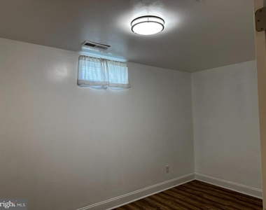 6723 Averett Court - Photo Thumbnail 24