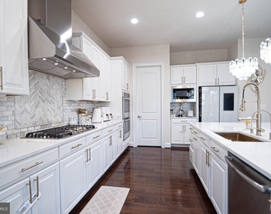 41523 Cross Canter Drive - Photo Thumbnail 3