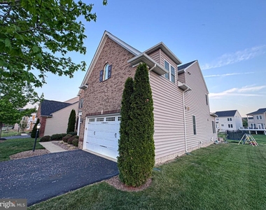 41523 Cross Canter Drive - Photo Thumbnail 15