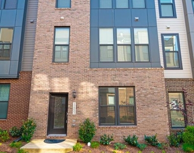 2453 Liberty Loop - Photo Thumbnail 40