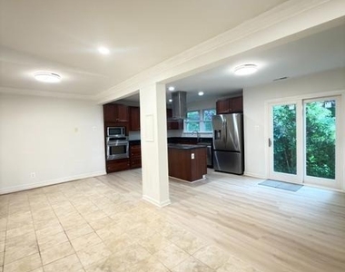 7135 Oak Ridge Road - Photo Thumbnail 14