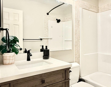 5593 Ann Peake Drive - Photo Thumbnail 12