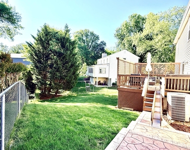 5593 Ann Peake Drive - Photo Thumbnail 8