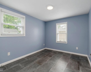 6823 Barrett Road - Photo Thumbnail 18