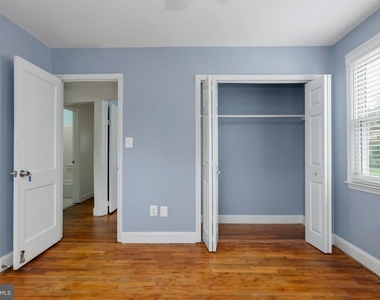 6823 Barrett Road - Photo Thumbnail 15