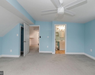6823 Barrett Road - Photo Thumbnail 23