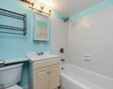 6823 Barrett Road - Photo Thumbnail 24