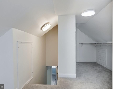 6823 Barrett Road - Photo Thumbnail 20