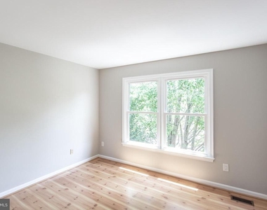1476 Powells Tavern Place - Photo Thumbnail 26