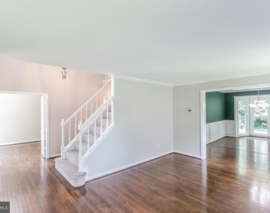1476 Powells Tavern Place - Photo Thumbnail 7
