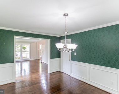 1476 Powells Tavern Place - Photo Thumbnail 9