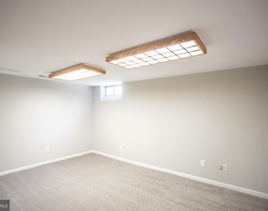 1476 Powells Tavern Place - Photo Thumbnail 43