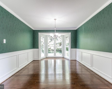 1476 Powells Tavern Place - Photo Thumbnail 12