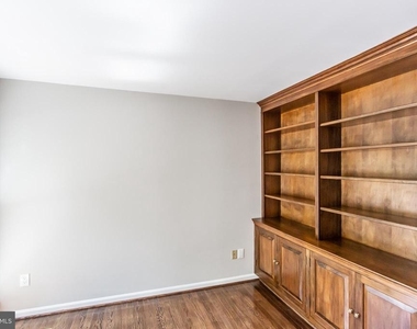 1476 Powells Tavern Place - Photo Thumbnail 4