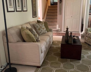 9207 Beachway Lane - Photo Thumbnail 8