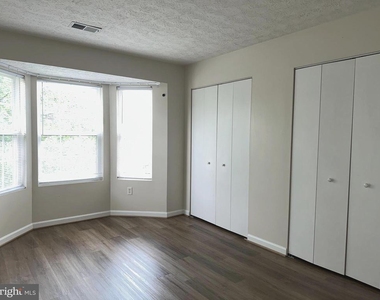 121 Brookland Court - Photo Thumbnail 14
