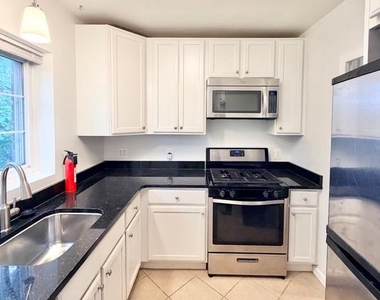 3540 Martha Custis Drive - Photo Thumbnail 9