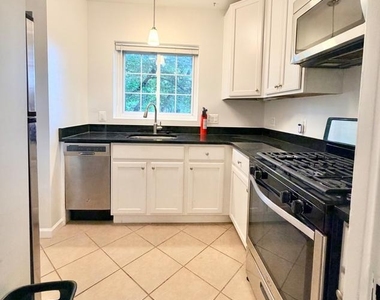 3540 Martha Custis Drive - Photo Thumbnail 8