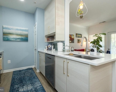 4870 Eisenhower Avenue - Photo Thumbnail 3