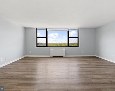 4600 Duke Street - Photo Thumbnail 3