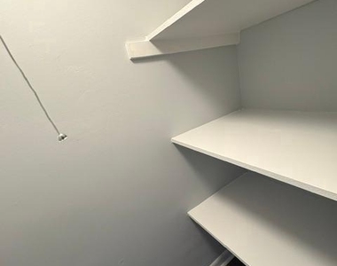4600 Duke Street - Photo Thumbnail 11