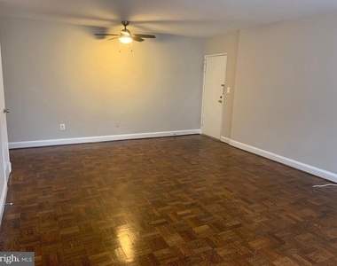 1305 N Ode Street - Photo Thumbnail 7